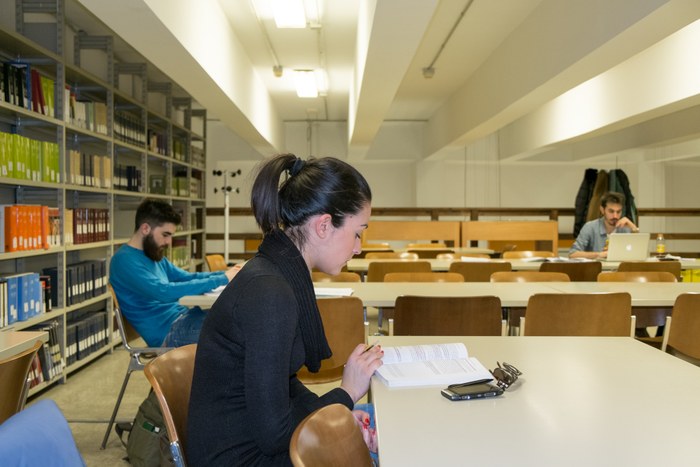 Biblioteca Bdu, soppalco della sala di lettura