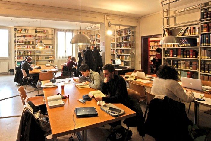 Biblioteca Ficlit, sala A terzo piano