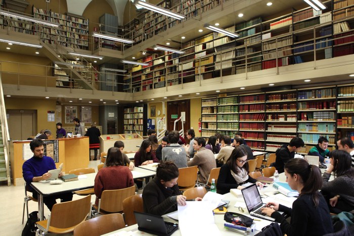 Biblioteca Ficlit, I piano, Sala Calcaterra